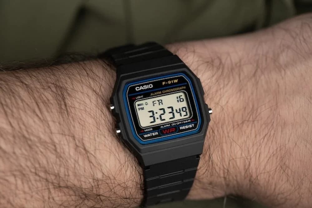 Casio F-87W & F-91W detail 12