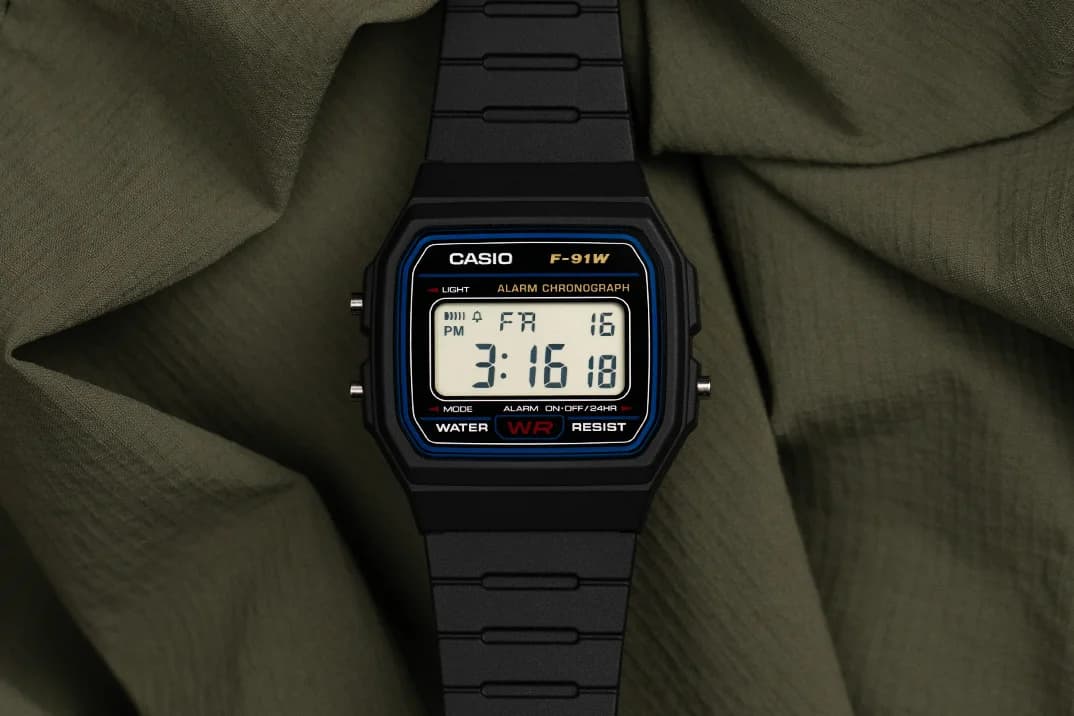 Casio F-87W & F-91W detail 18