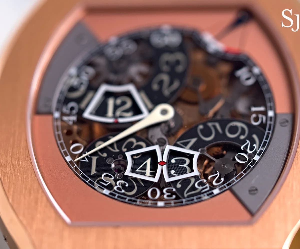 Low angle view of the rose gold Vagabondage III showing the 7.84mm case thickness and tortue crown
