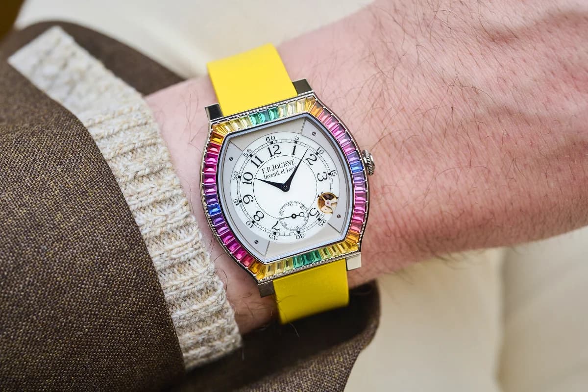 Gino's Dream movement view through the sapphire caseback