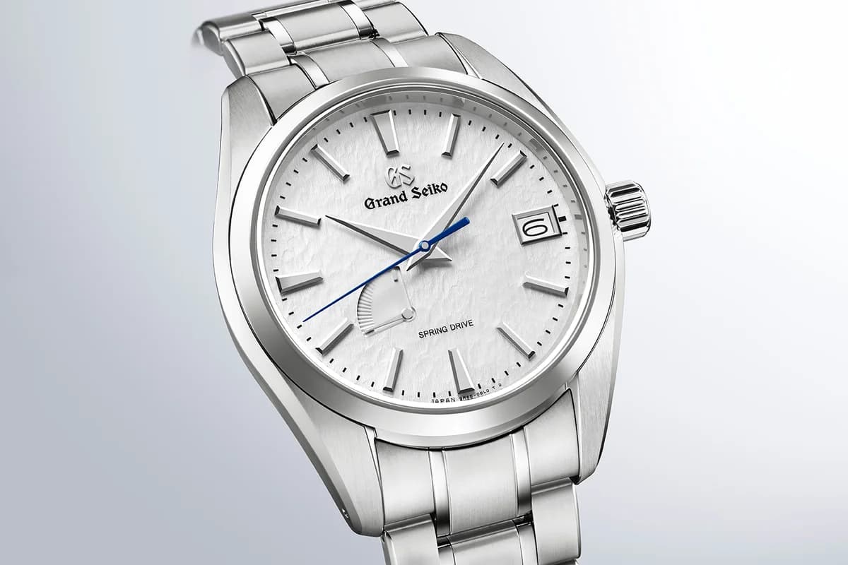 The Snowflake dial without hands, showing the three-dimensional silver-plated texture