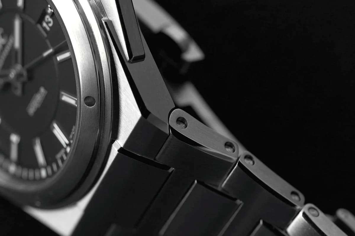 Crown detail showing the IWC Probus Scafusia engraving on the screw-in crown