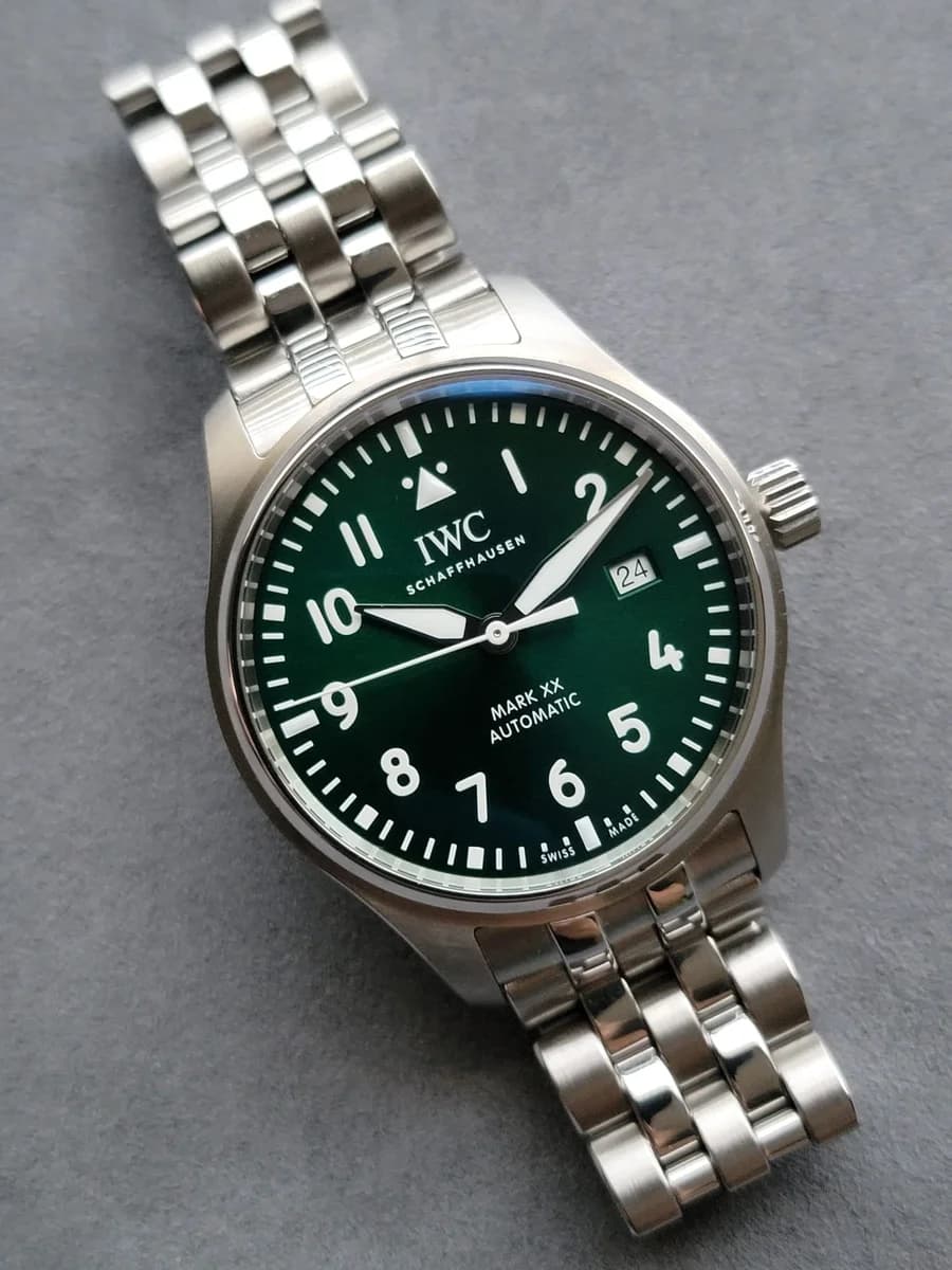 IWC Pilot Mark XX Green Dial detail 7