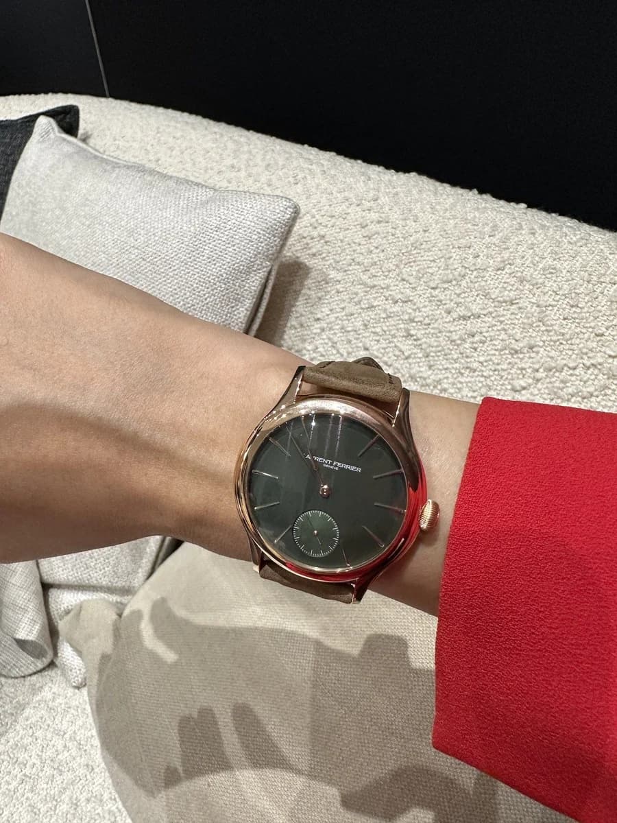 Laurent Ferrier Square Micro-Rotor Evergreen detail 12