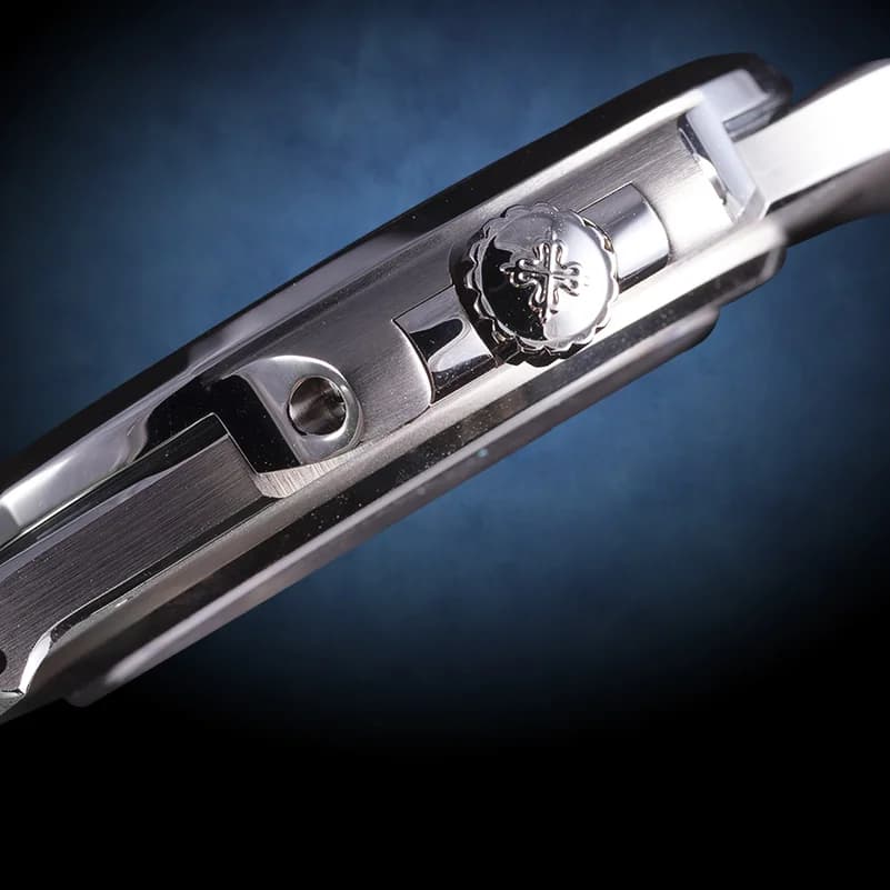 Three-quarter view showing the porthole case shape Gerald Genta drew in 1976