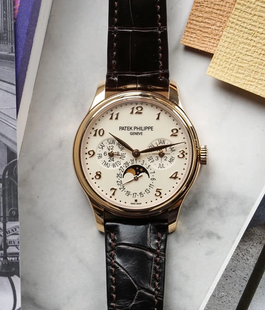 Patek Philippe Perpetual Calendar 5327R detail 9