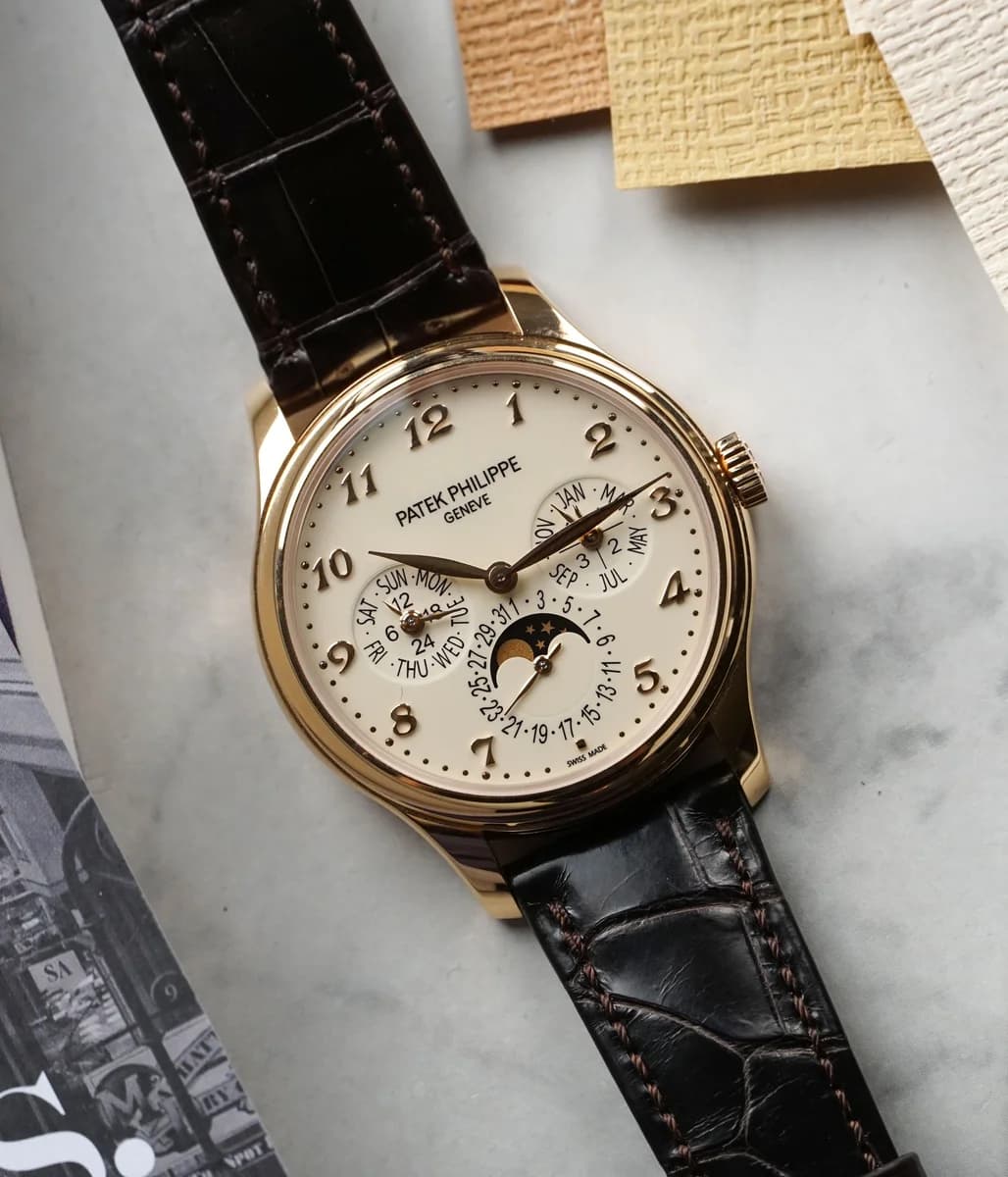 Patek Philippe Perpetual Calendar 5327R detail 7