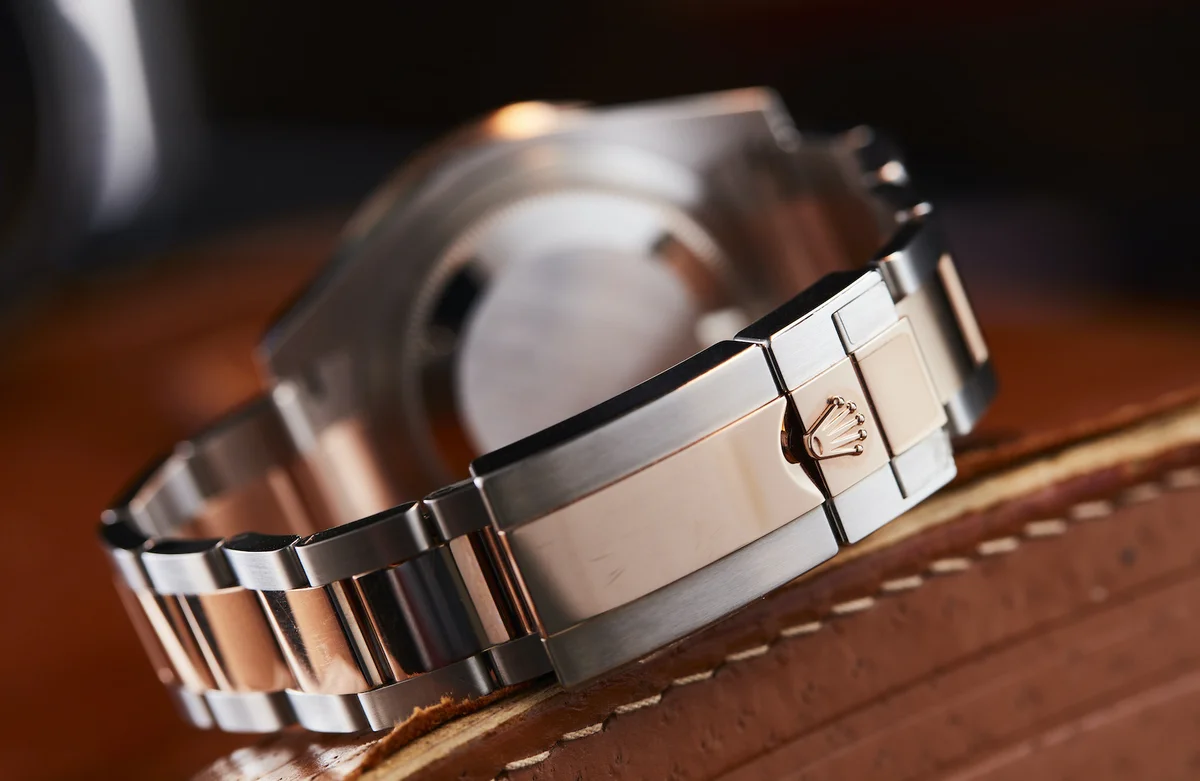 Rolex GMT-Master II "Rootbeer" detail 10