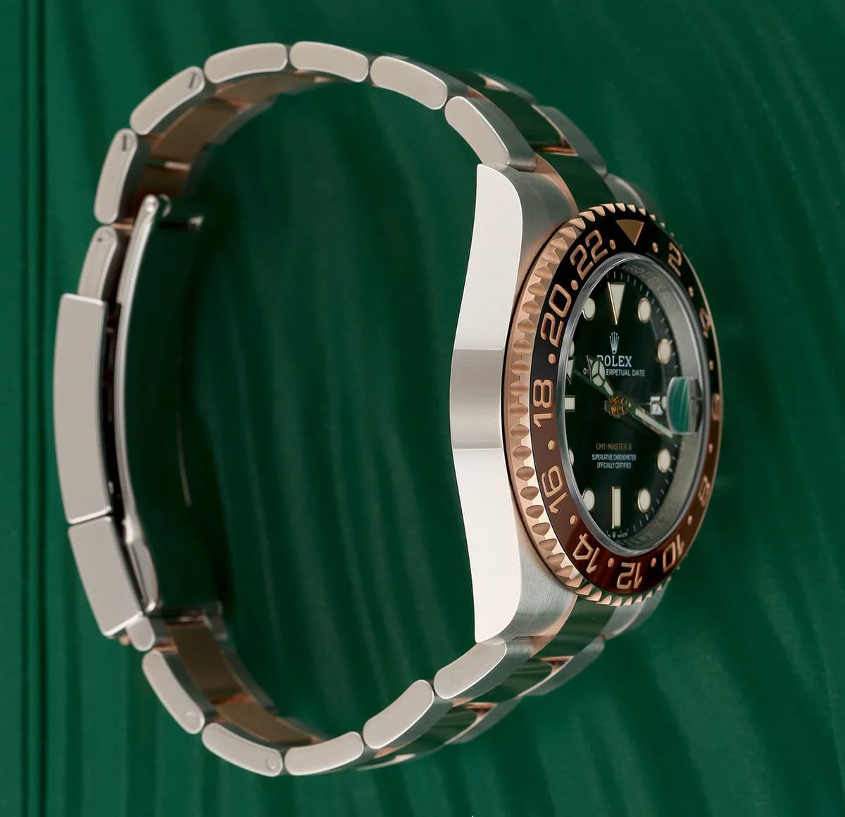 Rolex GMT-Master II "Rootbeer" detail 11